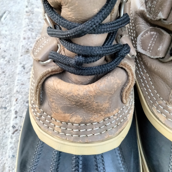 Sorel boots - Picture 6 of 11